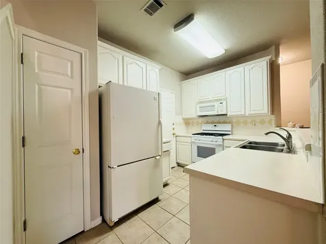 2100 Pipers Field Drive 55 Austin TX 78758