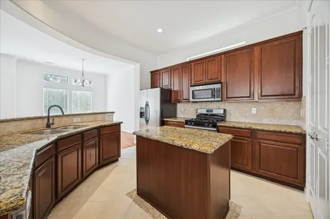 5210 Petty Street A Houston TX 77007