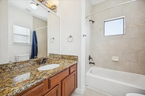 5210 Petty Street A Houston TX 77007