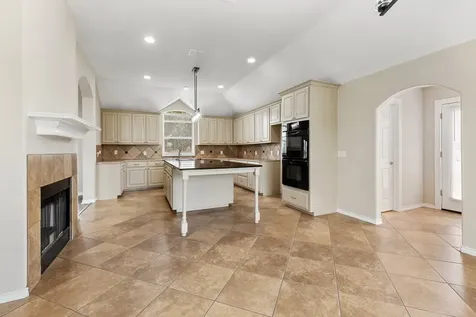 6100 Whitetail Lane Bryan TX 77808
