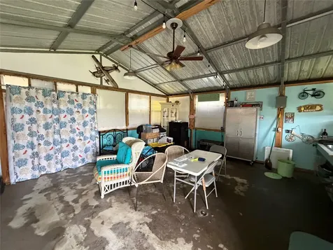 1270 N Monkhouse Drive Crystal Beach TX 77650