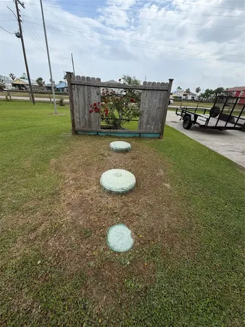 1270 N Monkhouse Drive Crystal Beach TX 77650