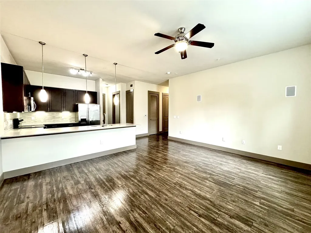 2033 S Gessner Road 2108 Houston TX 77063
