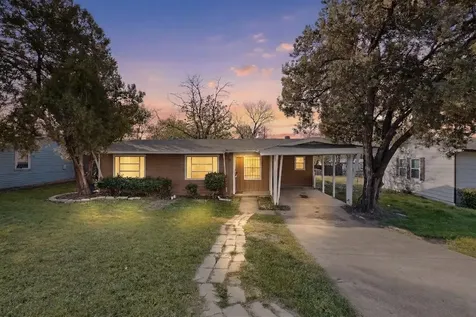 11936 Hoblitzelle Drive Dallas TX 75243