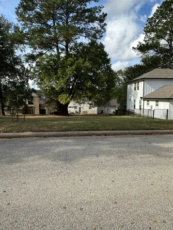 652 Cherry Hills Drive Huntsville TX 77340