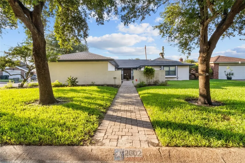 2602 Gerol Court Galveston TX 77551