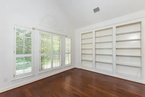 4915 Keneshaw Street Sugar Land TX 77479