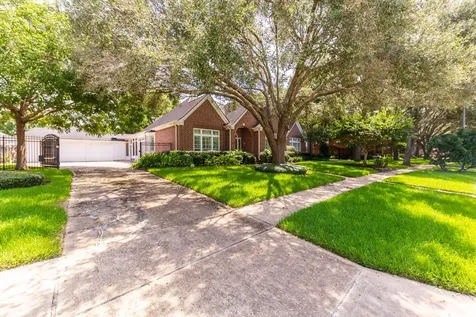 4915 Keneshaw Street Sugar Land TX 77479