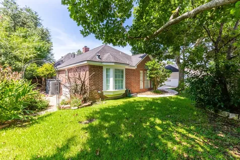 4915 Keneshaw Street Sugar Land TX 77479