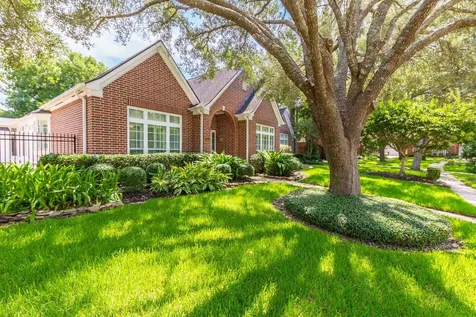 4915 Keneshaw Street Sugar Land TX 77479