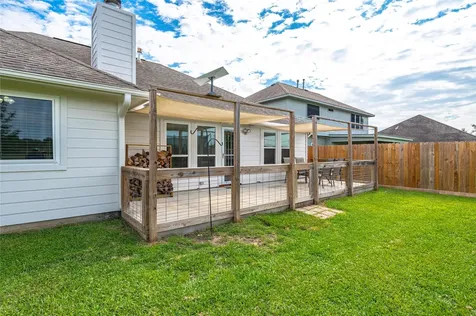 2930 Community Drive Alvin TX 77511