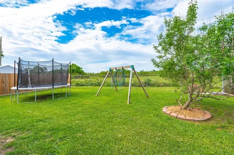 2930 Community Drive Alvin TX 77511