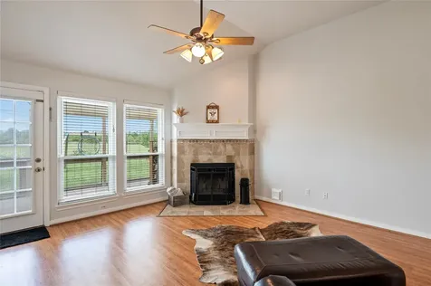 2930 Community Drive Alvin TX 77511