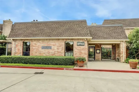 1601 S Shepherd Drive 272 Houston TX 77019