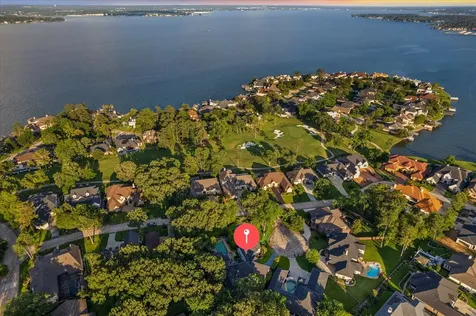 20 Woodshay Court Montgomery TX 77356