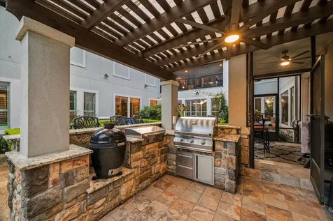 20 Woodshay Court Montgomery TX 77356