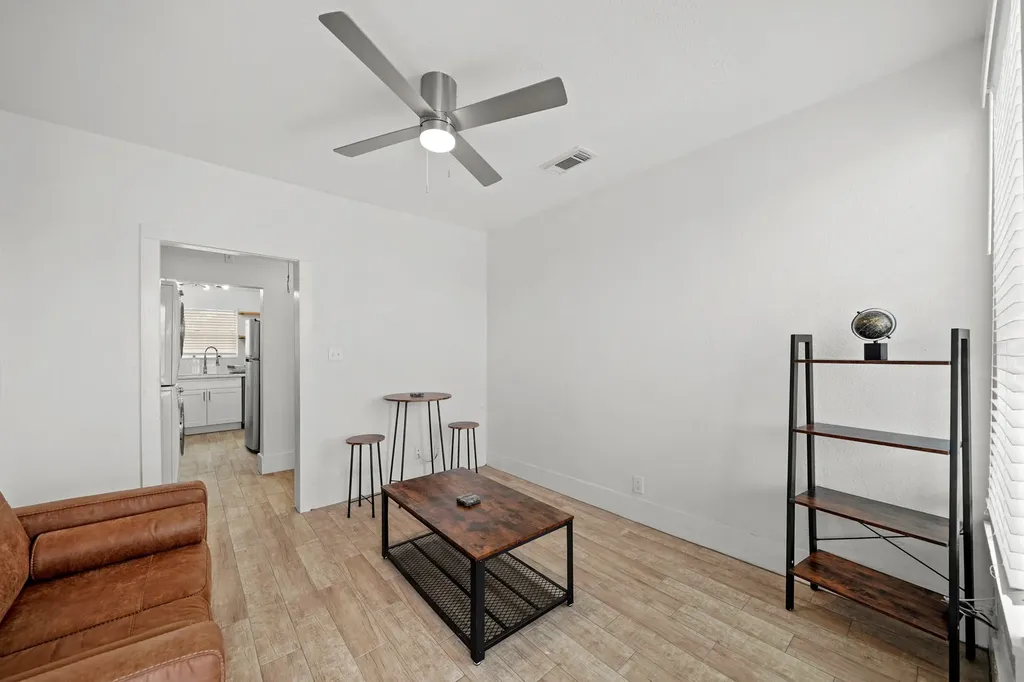 701 28th Street D Galveston TX 77550