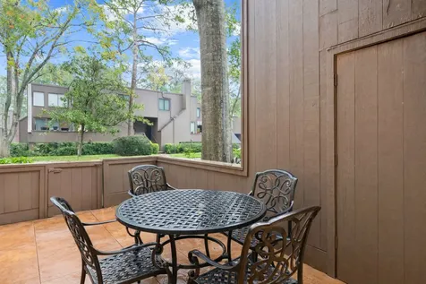 172 Litchfield Lane Houston TX 77024