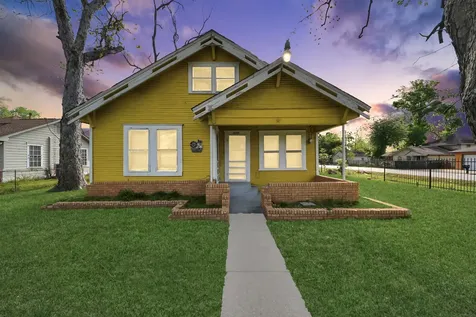 7302 Schneider Street Houston TX 77093