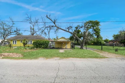 7302 Schneider Street Houston TX 77093