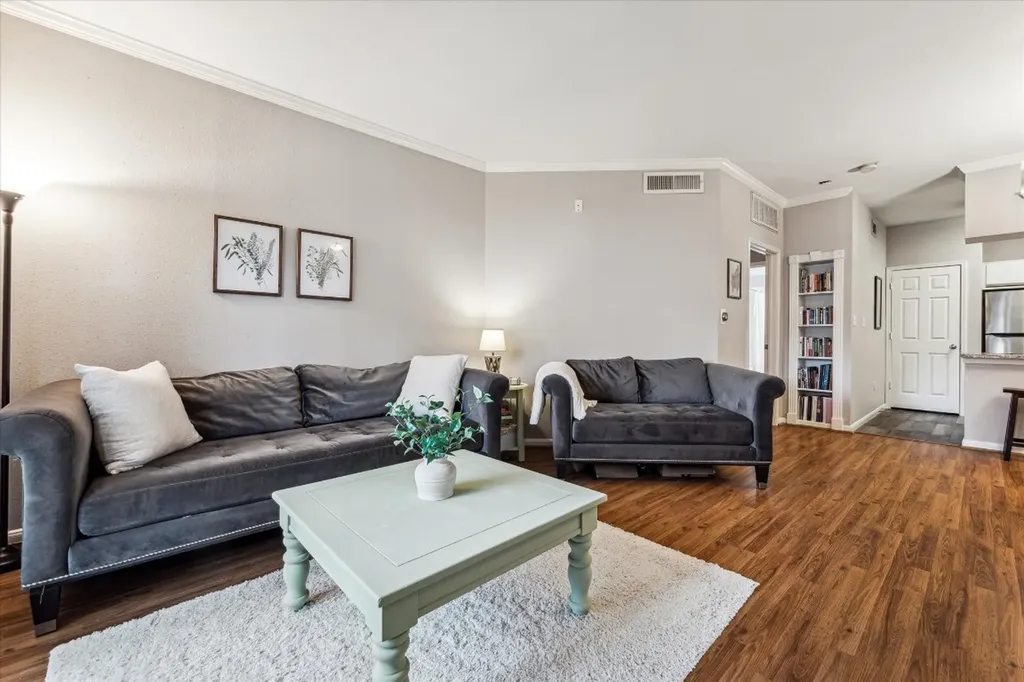 1330 Old Spanish Trail 1103 Houston TX 77054