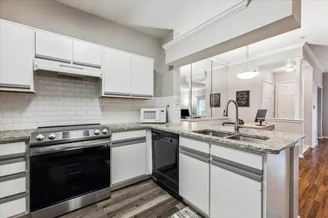 1330 Old Spanish Trail 1103 Houston TX 77054