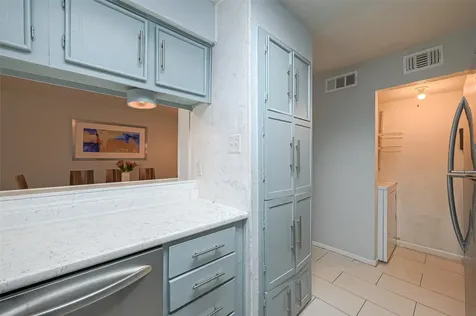 10188 Beekman Place Drive Houston TX 77043