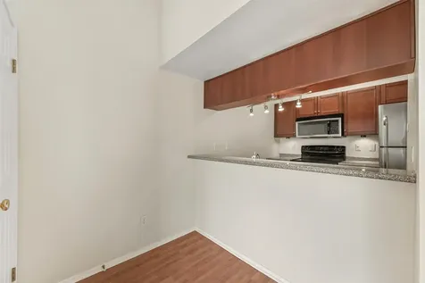 7144 N Holiday Drive Galveston TX 77550