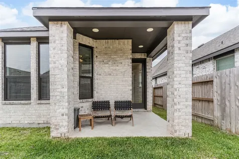 712 Washita Falls Lane Conroe TX 77304