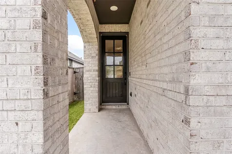 712 Washita Falls Lane Conroe TX 77304