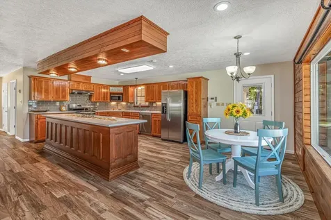 14750 Highway 146 N Liberty TX 77575