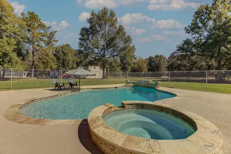 14750 Highway 146 N Liberty TX 77575
