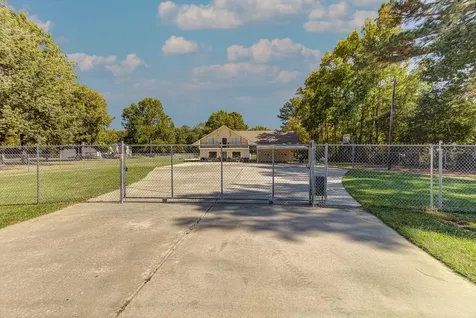 14750 Highway 146 N Liberty TX 77575