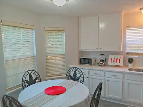 800 Country Place Drive 909 Houston TX 77079