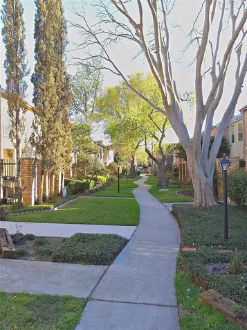 800 Country Place Drive 909 Houston TX 77079