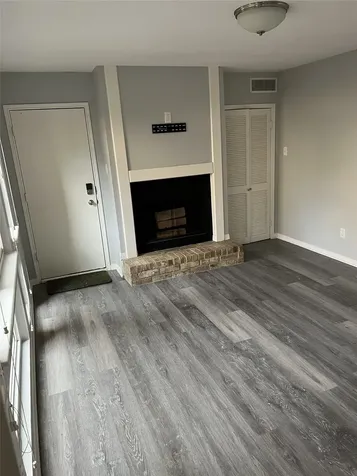 800 Country Place Drive 909 Houston TX 77079