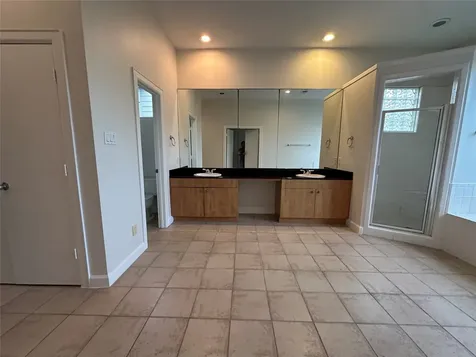 2713 Crawford Street Houston TX 77004