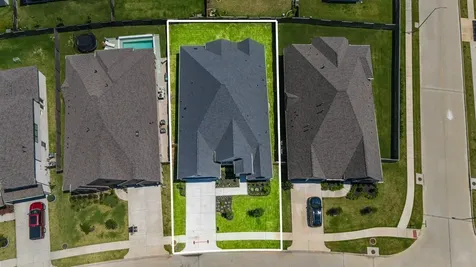 19223 Belmont Stakes Way Tomball TX 77377