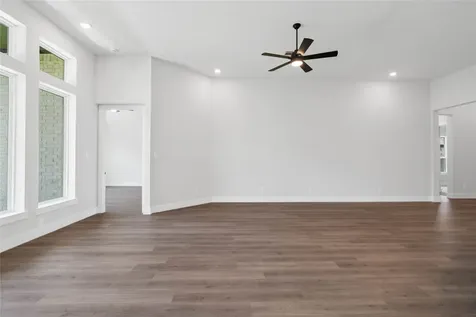19223 Belmont Stakes Way Tomball TX 77377