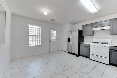 8510 Village Hollow Lane Houston TX 77072