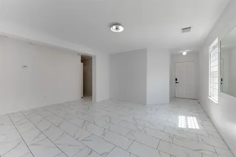 8510 Village Hollow Lane Houston TX 77072