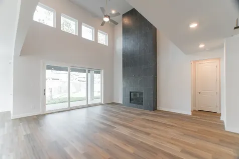 11 Mariposa Woods Drive Tomball TX 77375