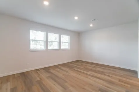 11 Mariposa Woods Drive Tomball TX 77375