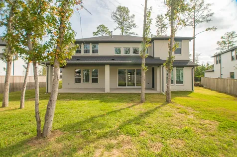 11 Mariposa Woods Drive Tomball TX 77375