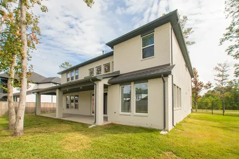 11 Mariposa Woods Drive Tomball TX 77375