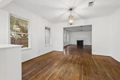 1931 Bissonnet Street Houston TX 77005