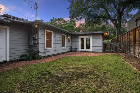 1931 Bissonnet Street Houston TX 77005