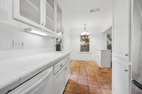 1931 Bissonnet Street Houston TX 77005