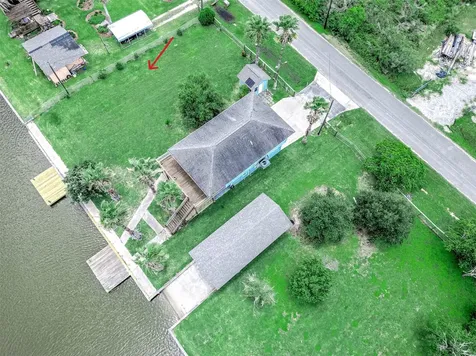 Lot 209 County Road 299 Sargent TX 77414