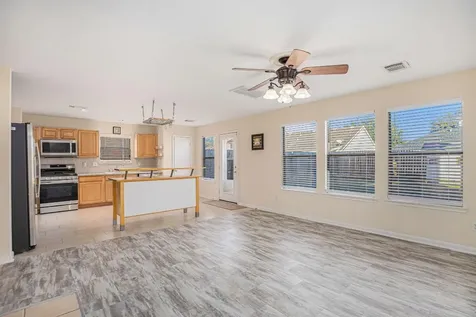 7902 Swan Lane Baytown TX 77523